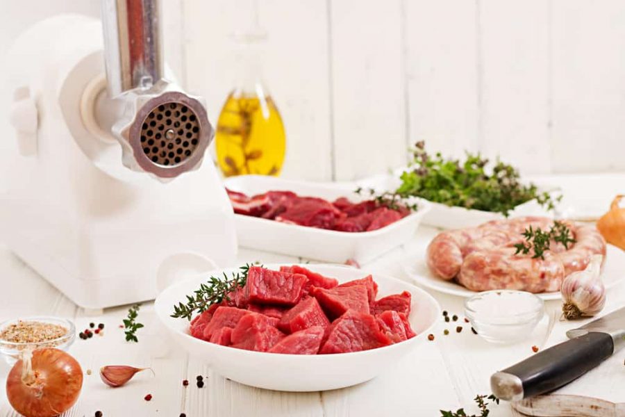 5 tips to use a meat grinder like a chef