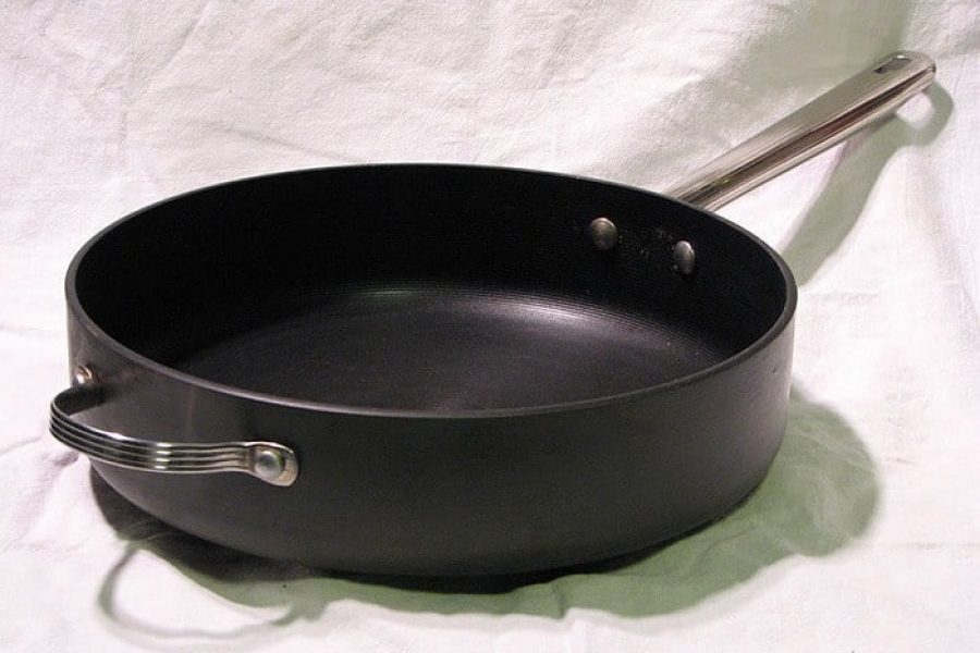 Is Anodized Aluminum Safe for Cooking (Hidden Truth)